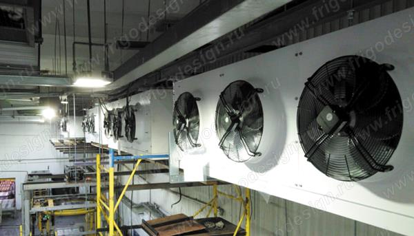Воздухоохладители, установленные на складе хранения готовой продукции 