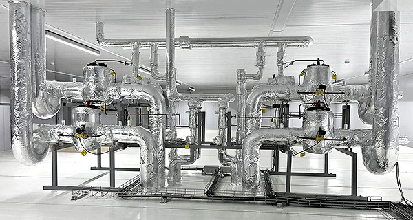 Реализация схемы оттаивания горячим газом испарителей шоковой заморозки