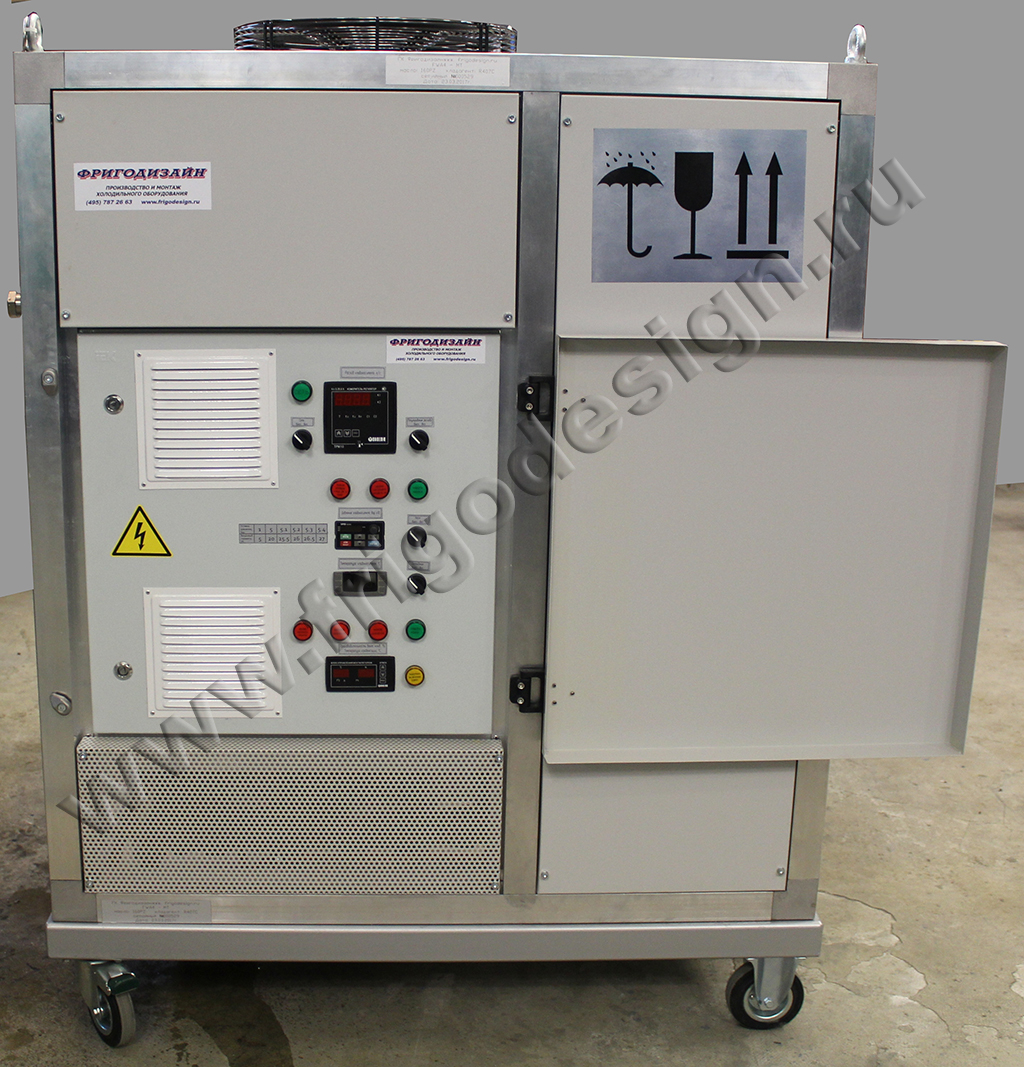 Установка жидкостного термостатирования обеспечивает подачу термостатирующей жидкости типа ОЖ-40 (ОЖ-65)